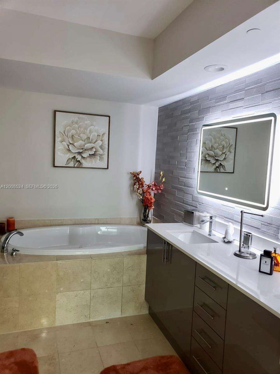 The Beach Club Two at 1830 Ocean Dr, Hallandale Beach, FL 33009 - For Rent photo 9