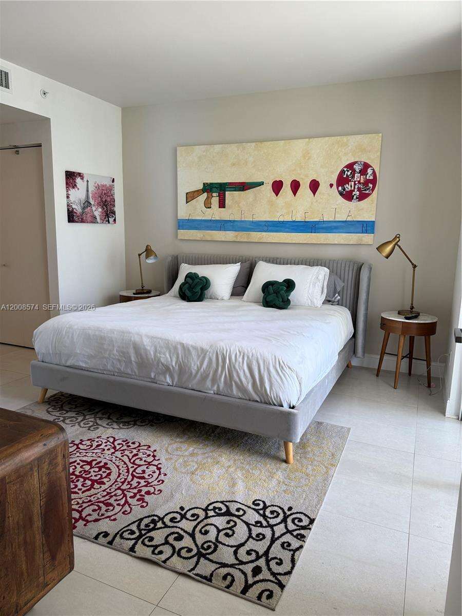 Brickell House at 1300 Brickell Bay Dr, Miami, FL 33131 - For Rent photo 18