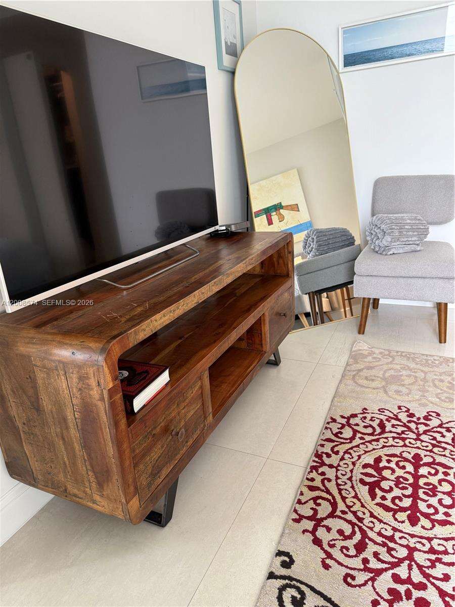 Brickell House at 1300 Brickell Bay Dr, Miami, FL 33131 - For Rent photo 19