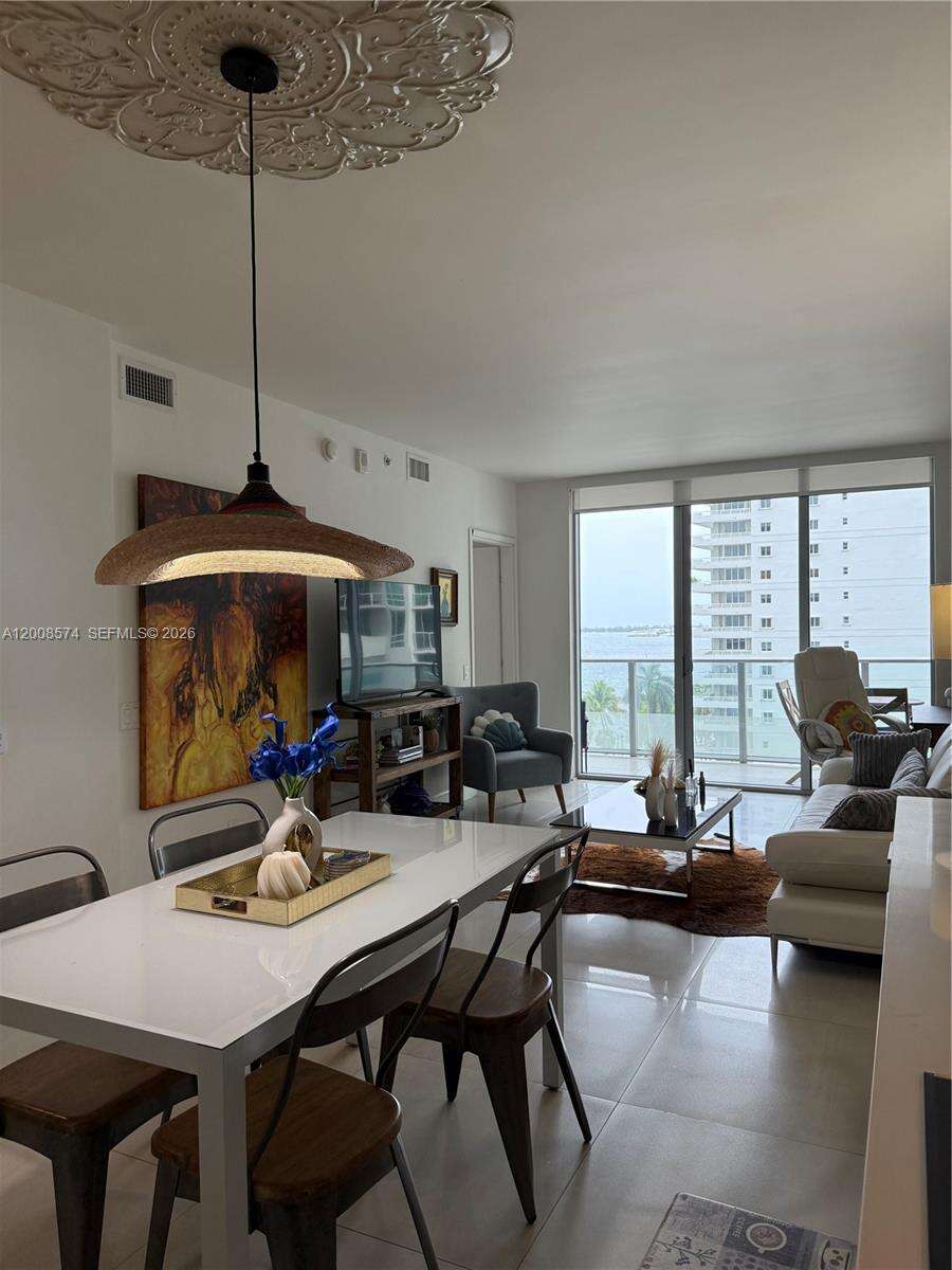 Brickell House at 1300 Brickell Bay Dr, Miami, FL 33131 - For Rent photo 6