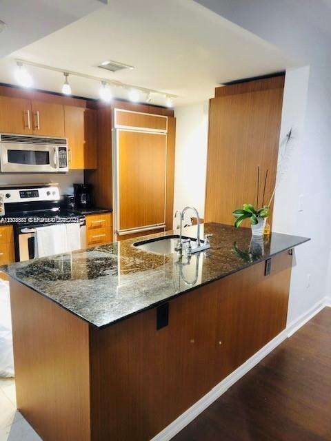 Harbour House at 10275 Collins Ave, Bal Harbour, FL 33154 - For Rent photo 6