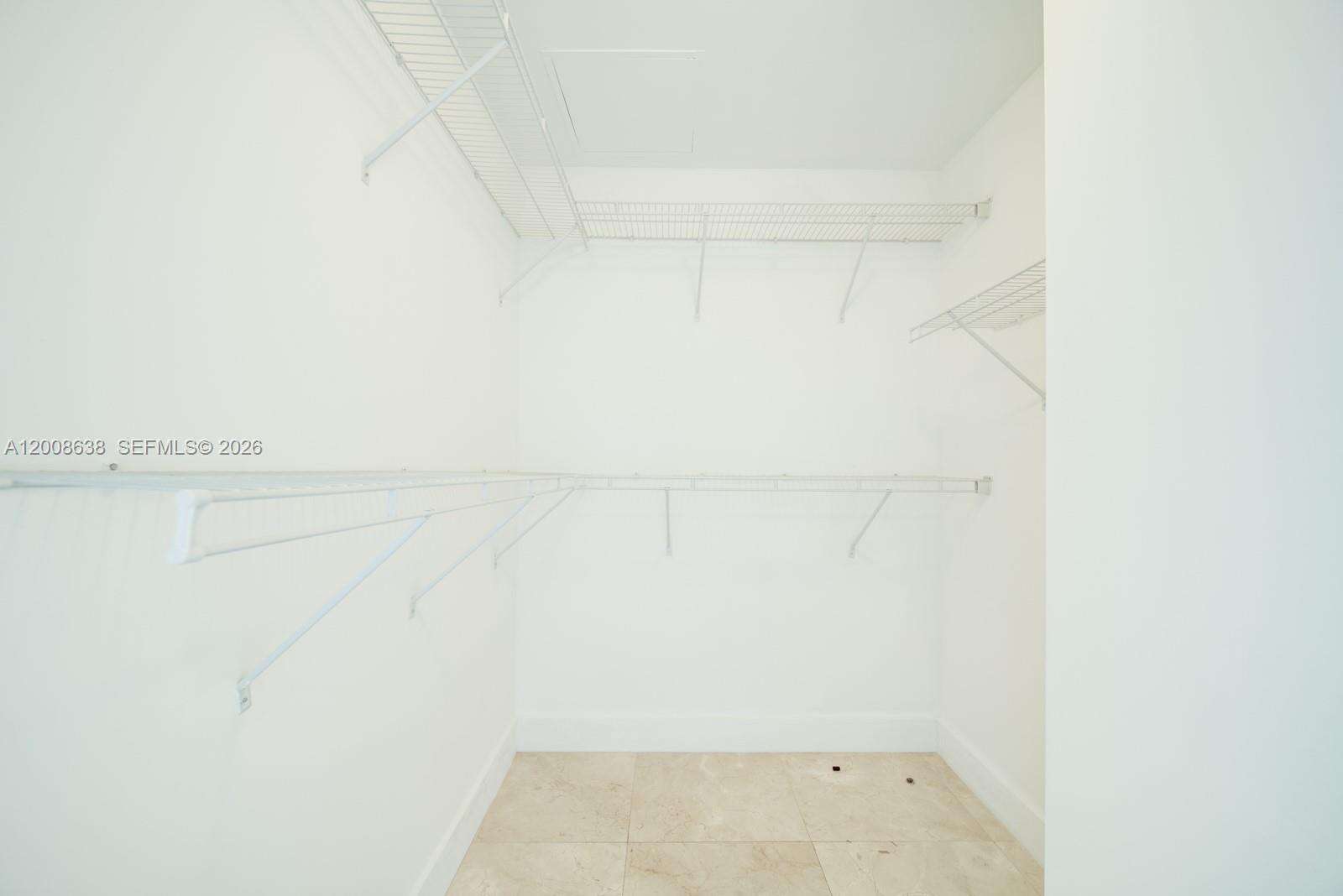 The Plaza On Brickell East at 950 Brickell Bay Dr, Miami, FL 33131 - For Rent photo 11