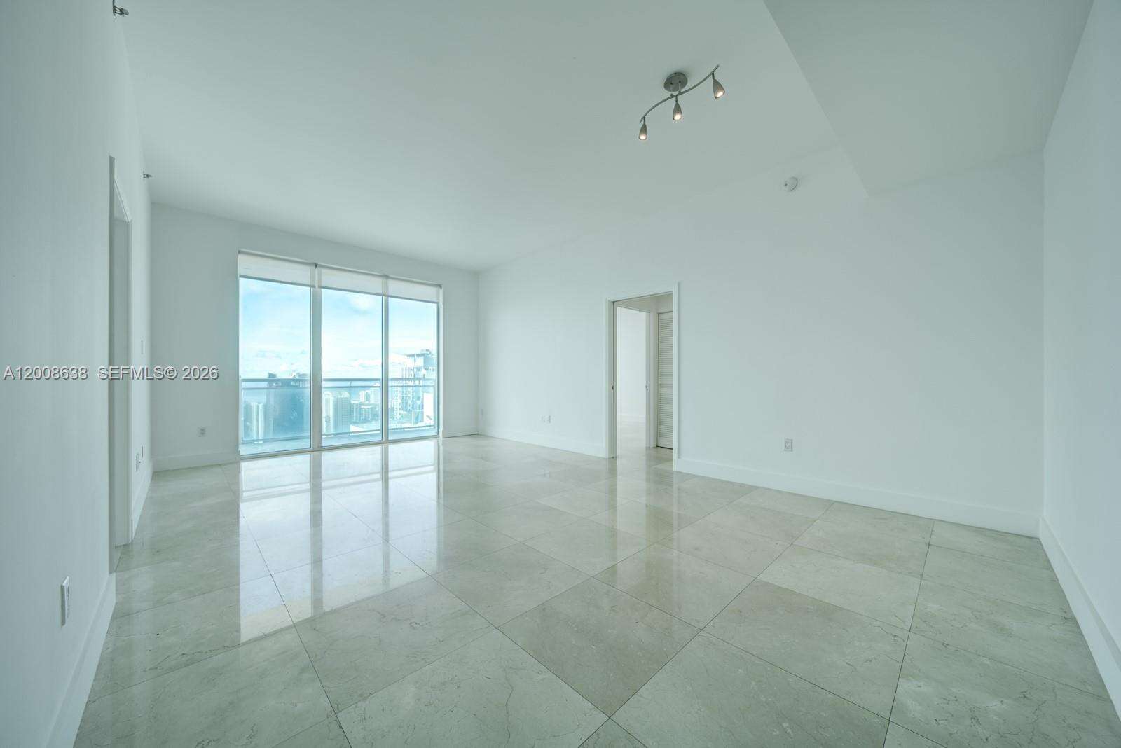The Plaza On Brickell East at 950 Brickell Bay Dr, Miami, FL 33131 - For Rent photo 3