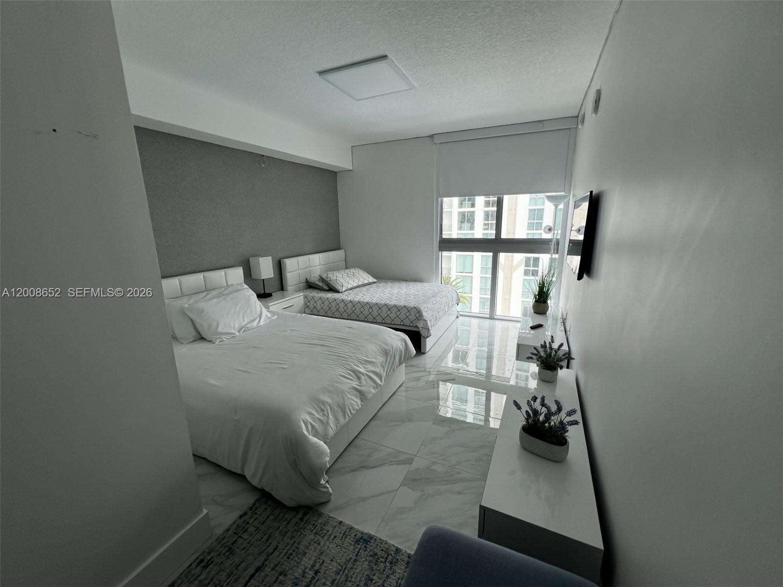 Parque Towers at 330 Sunny Isles Blvd, Sunny Isles Beach, FL 33160 - For Rent photo 15