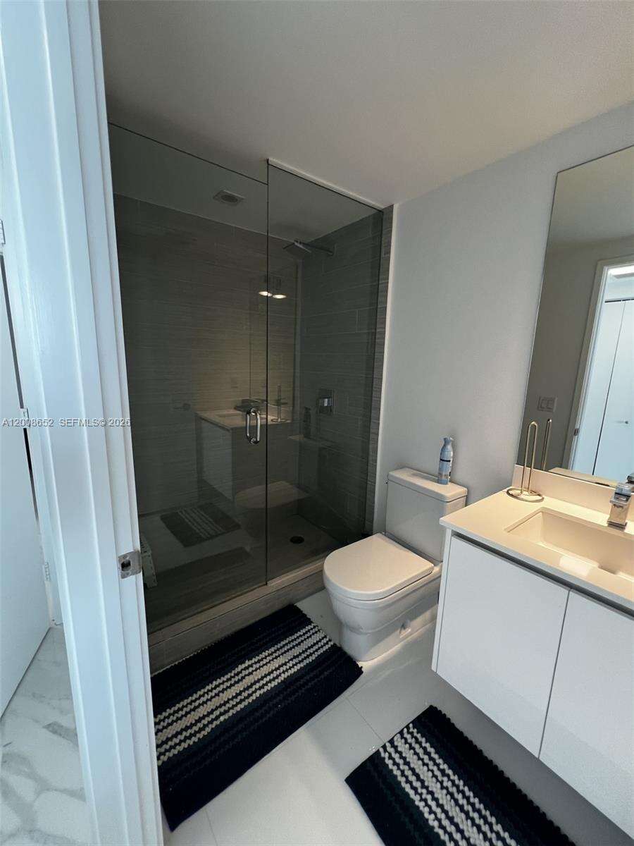 Parque Towers at 330 Sunny Isles Blvd, Sunny Isles Beach, FL 33160 - For Rent photo 6