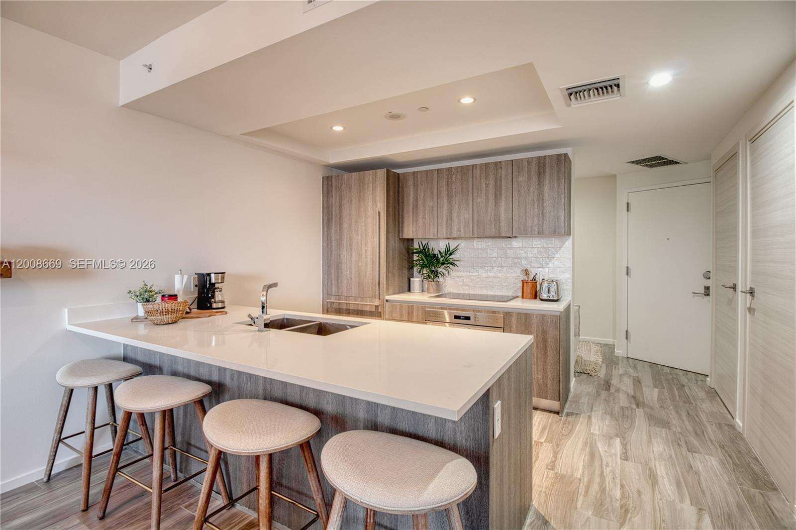 Sls Lux at 801 Miami Ave, Miami, FL 33130 - For Rent photo 2
