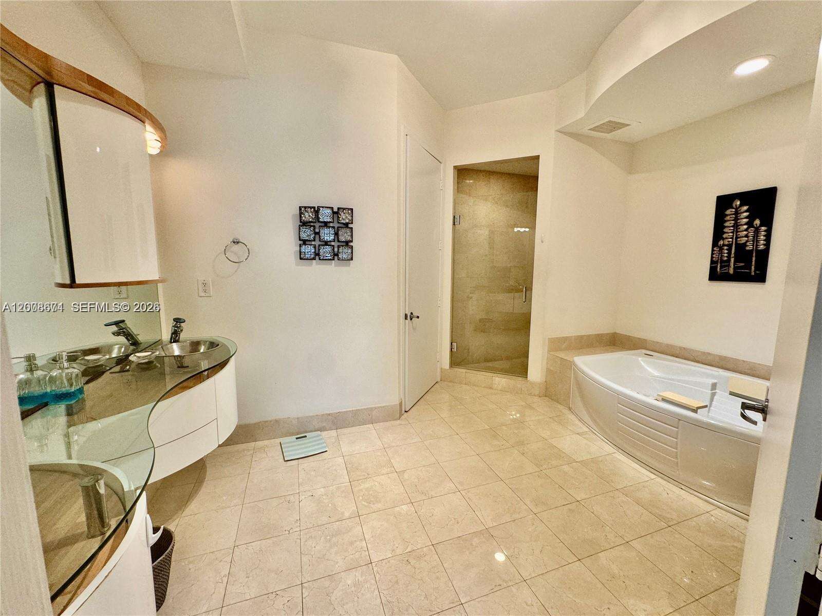 Trump Palace at 18101 Collins Ave, Sunny Isles Beach, FL 33160 - For Rent photo 10