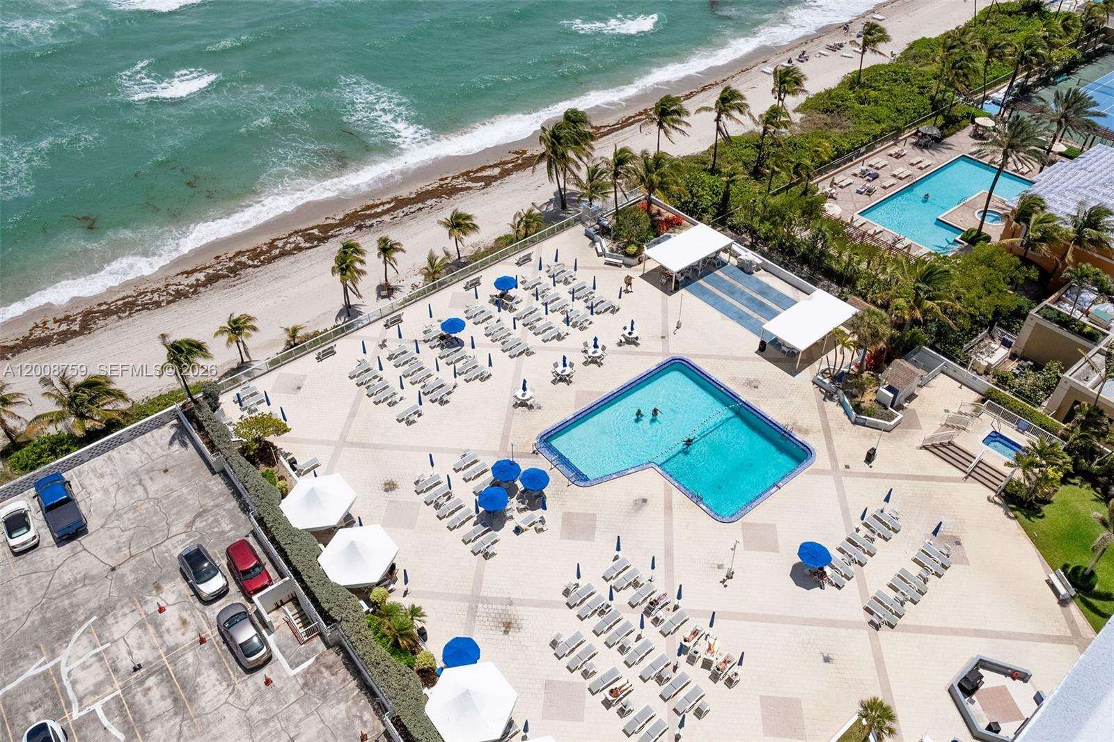 Parker Plaza at 2030 Ocean Dr, Hallandale Beach, FL 33009 - For Rent photo 18