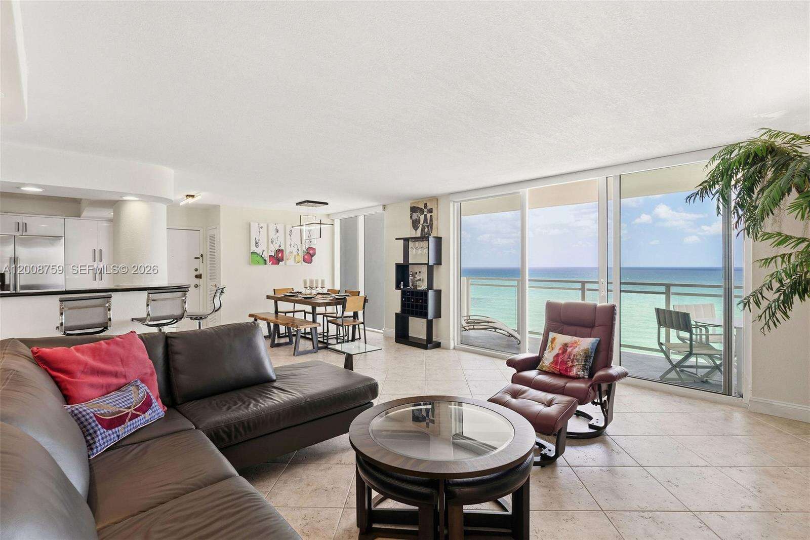 Parker Plaza at 2030 Ocean Dr, Hallandale Beach, FL 33009 - For Rent photo 3