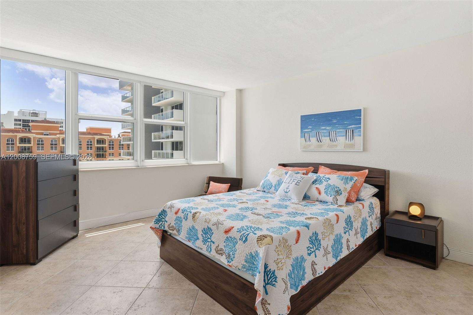 Parker Plaza at 2030 Ocean Dr, Hallandale Beach, FL 33009 - For Rent photo 9