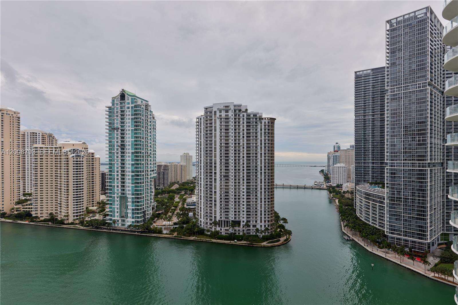 Met 1 at 300 Biscayne Blvd, Miami, FL 33131 - For Rent photo 21