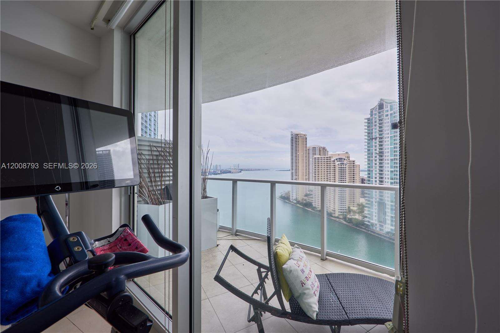 Met 1 at 300 Biscayne Blvd, Miami, FL 33131 - For Rent photo 31