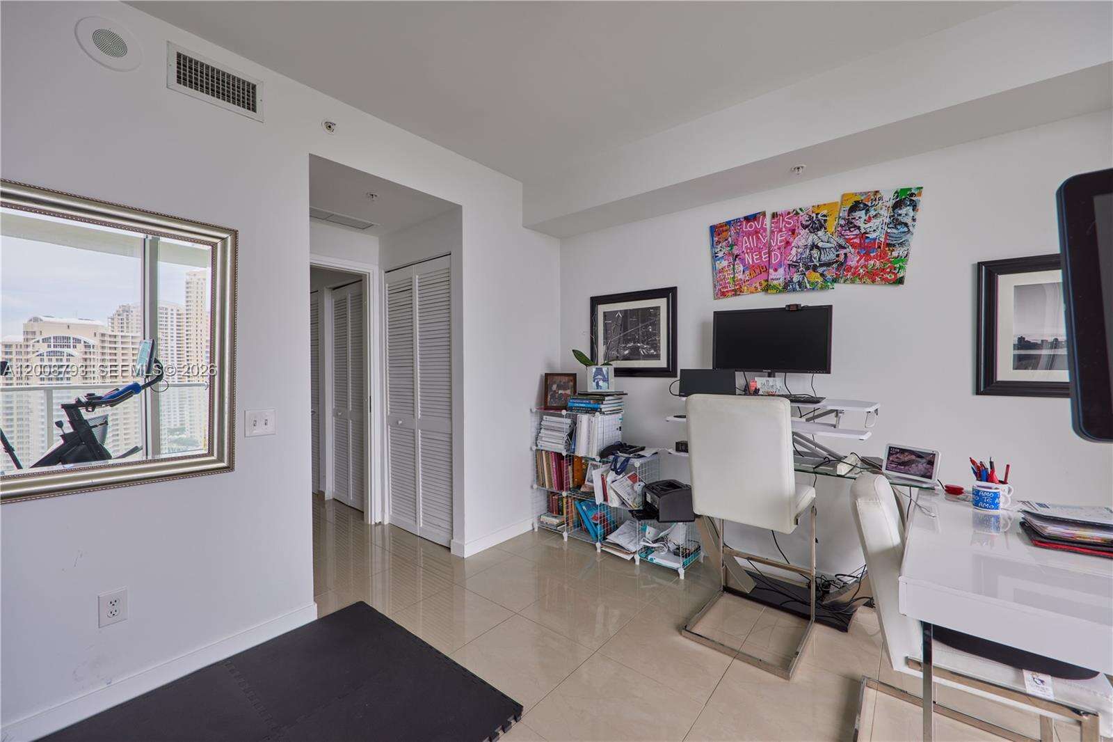 Met 1 at 300 Biscayne Blvd, Miami, FL 33131 - For Rent photo 32