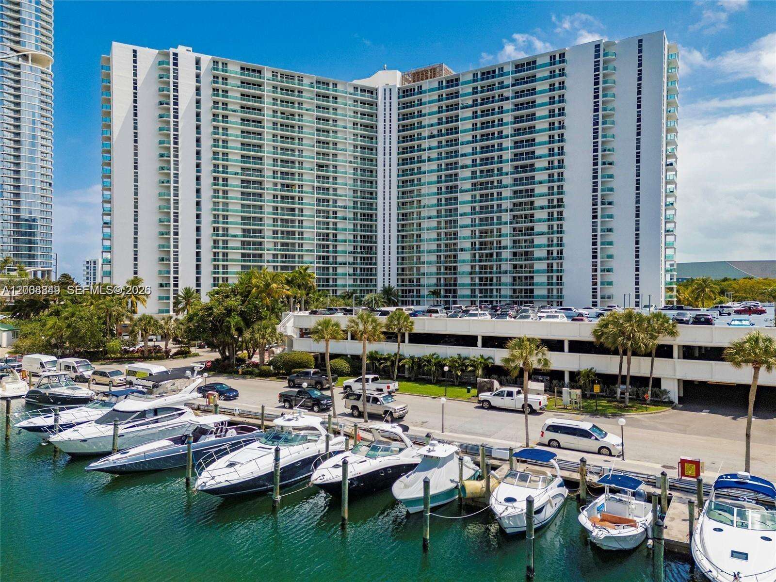 Arlen House at 100 Bayview Dr, Sunny Isles Beach, FL 33160 - For Rent photo 36