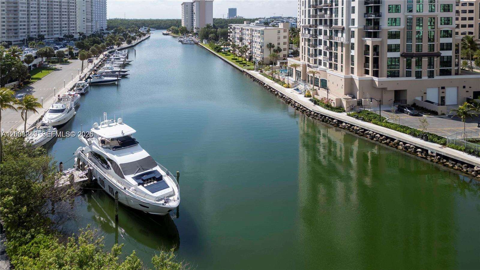 Arlen House at 100 Bayview Dr, Sunny Isles Beach, FL 33160 - For Rent photo 37