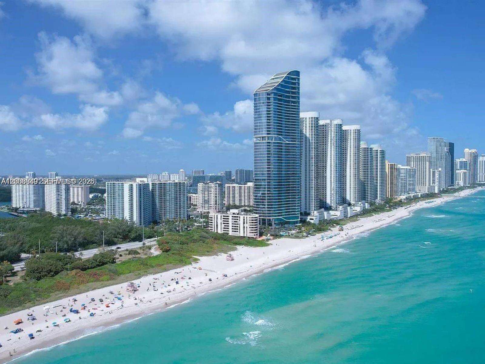 Arlen House at 100 Bayview Dr, Sunny Isles Beach, FL 33160 - For Rent photo 38