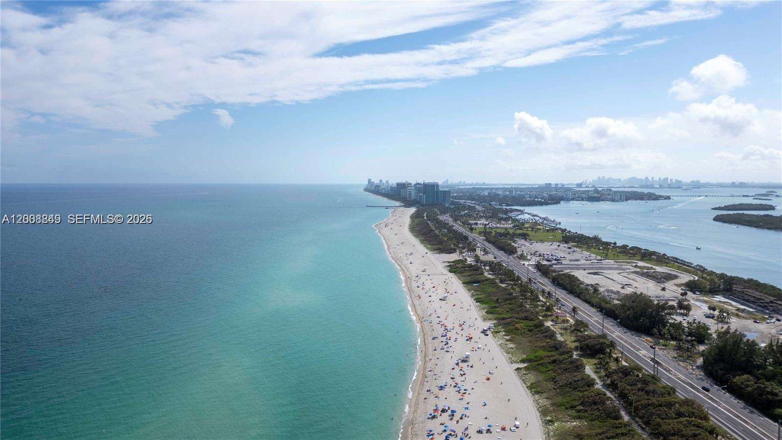Arlen House at 100 Bayview Dr, Sunny Isles Beach, FL 33160 - For Rent photo 41