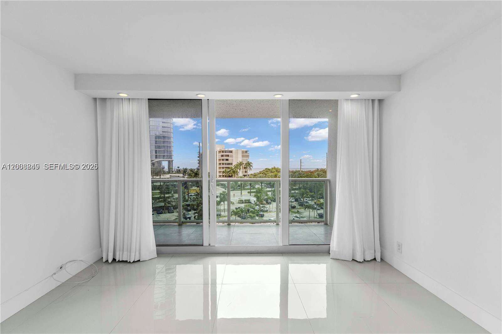 Arlen House at 100 Bayview Dr, Sunny Isles Beach, FL 33160 - For Rent photo 6