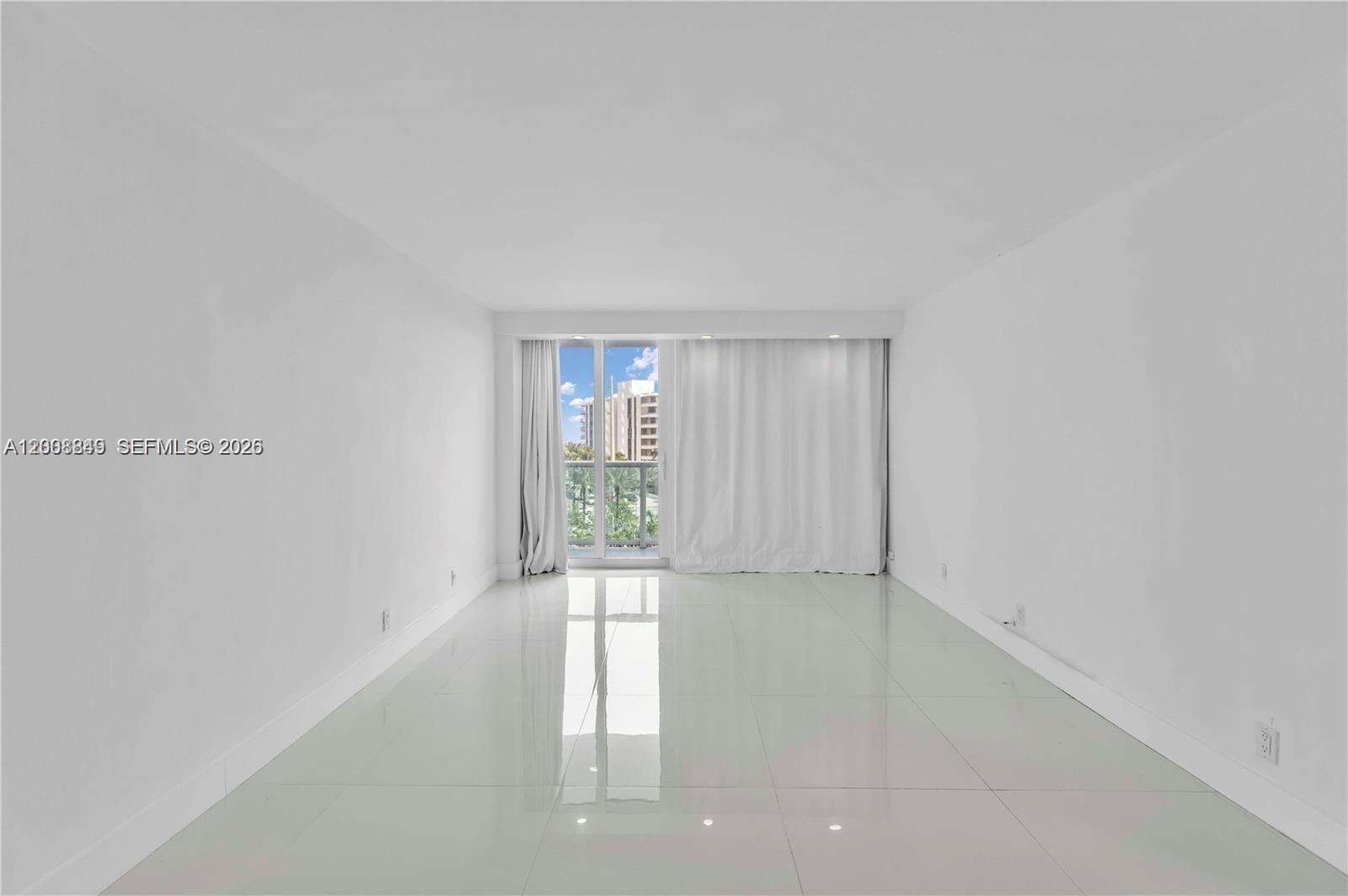 Arlen House at 100 Bayview Dr, Sunny Isles Beach, FL 33160 - For Rent photo 9