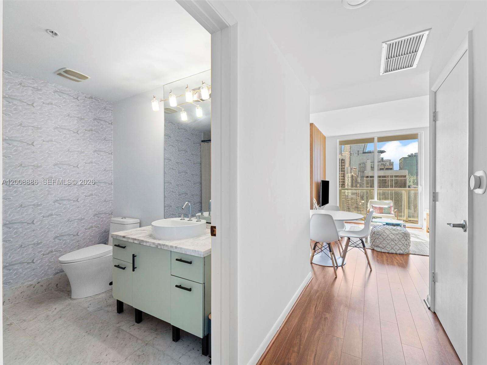 Vizcayne North at 244 Biscayne Blvd, Miami, FL 33132 - For Rent photo 9