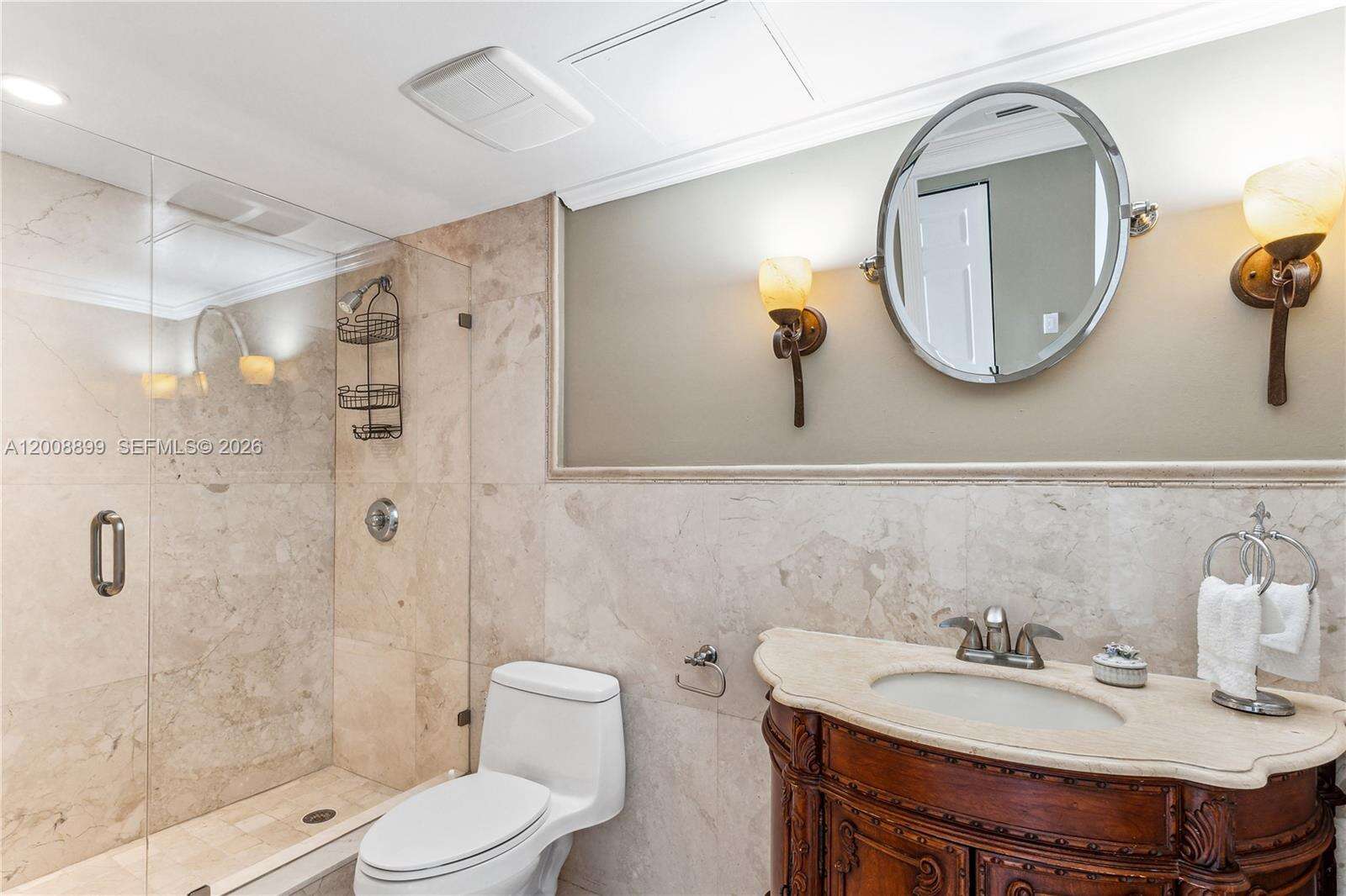 La Perla at 16699 Collins Avestr00062, Sunny Isles Beach, FL 33160 - For Rent photo 15