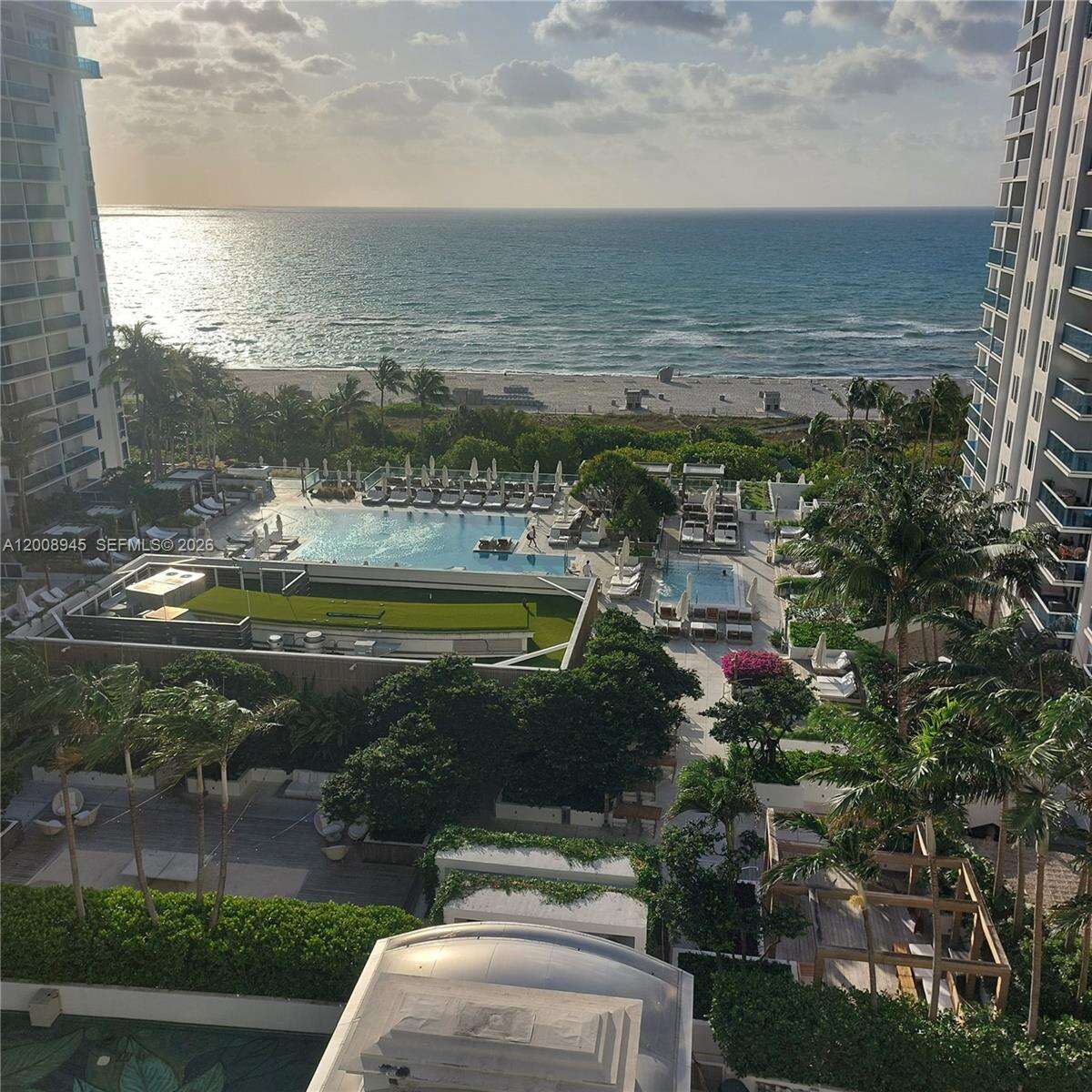 Roney Palace at 2301 Collins Ave, Miami Beach, FL 33139 - For Rent photo 1