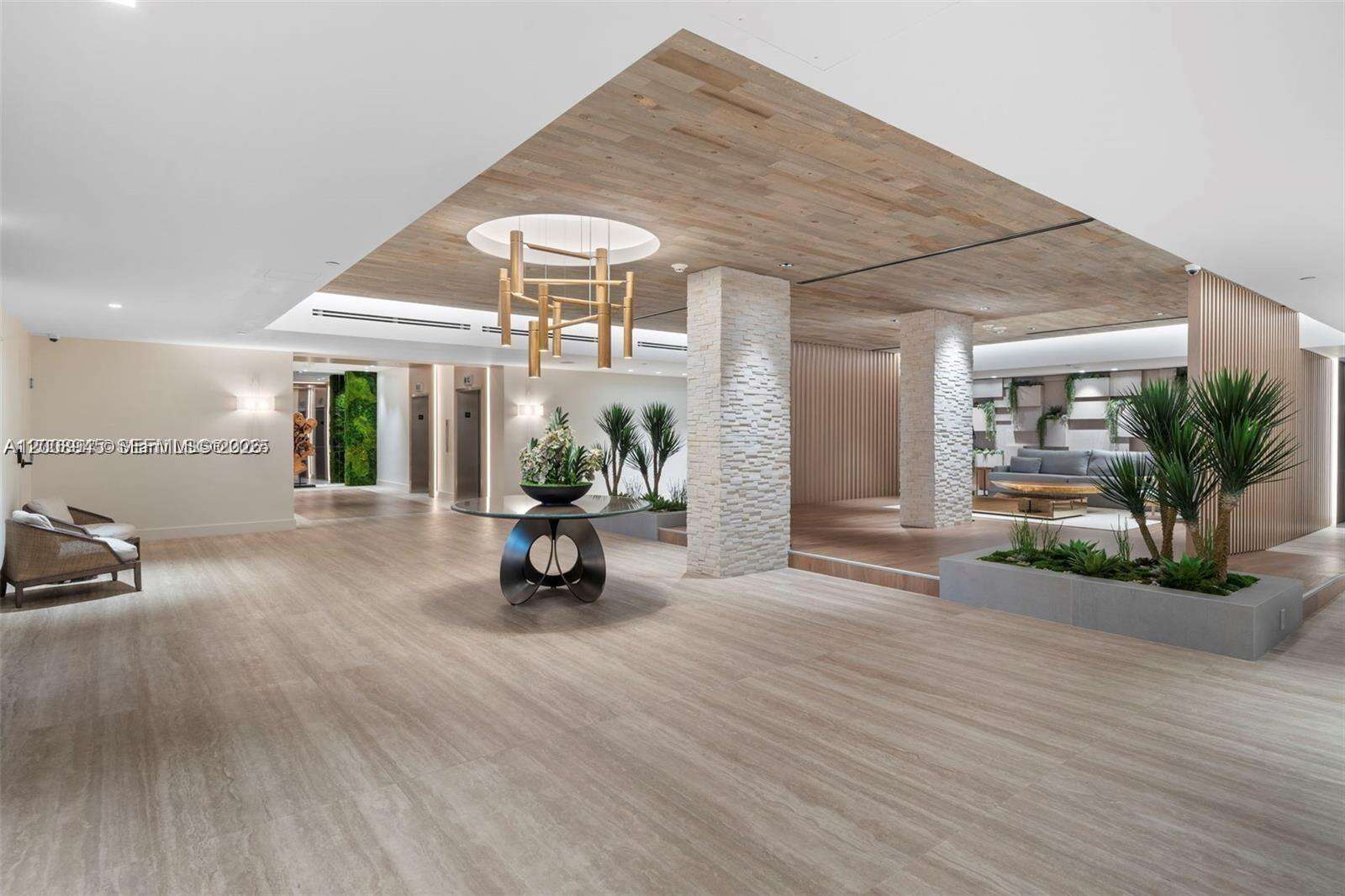 Roney Palace at 2301 Collins Ave, Miami Beach, FL 33139 - For Rent photo 33