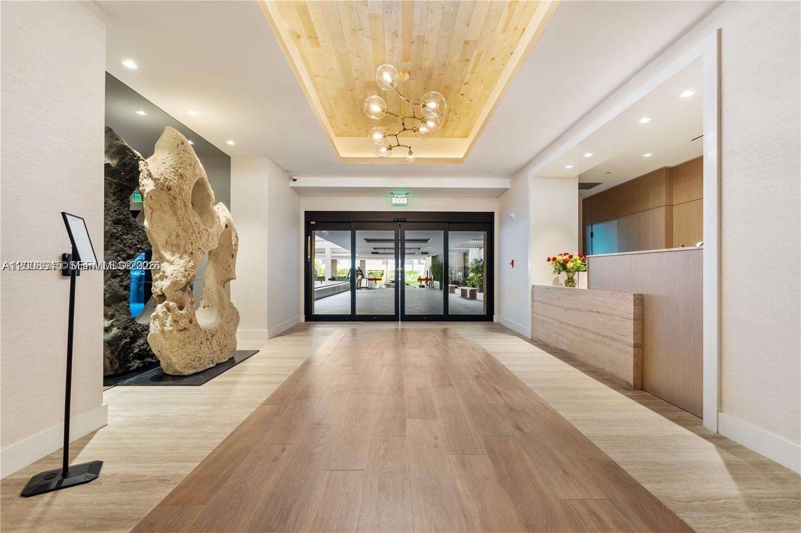 Roney Palace at 2301 Collins Ave, Miami Beach, FL 33139 - For Rent photo 35
