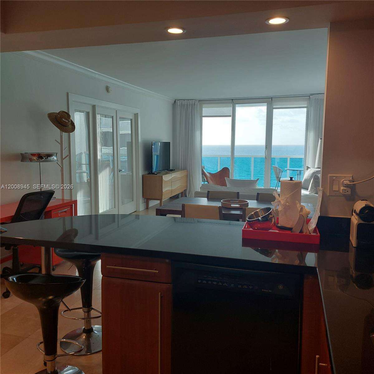 Roney Palace at 2301 Collins Ave, Miami Beach, FL 33139 - For Rent photo 6