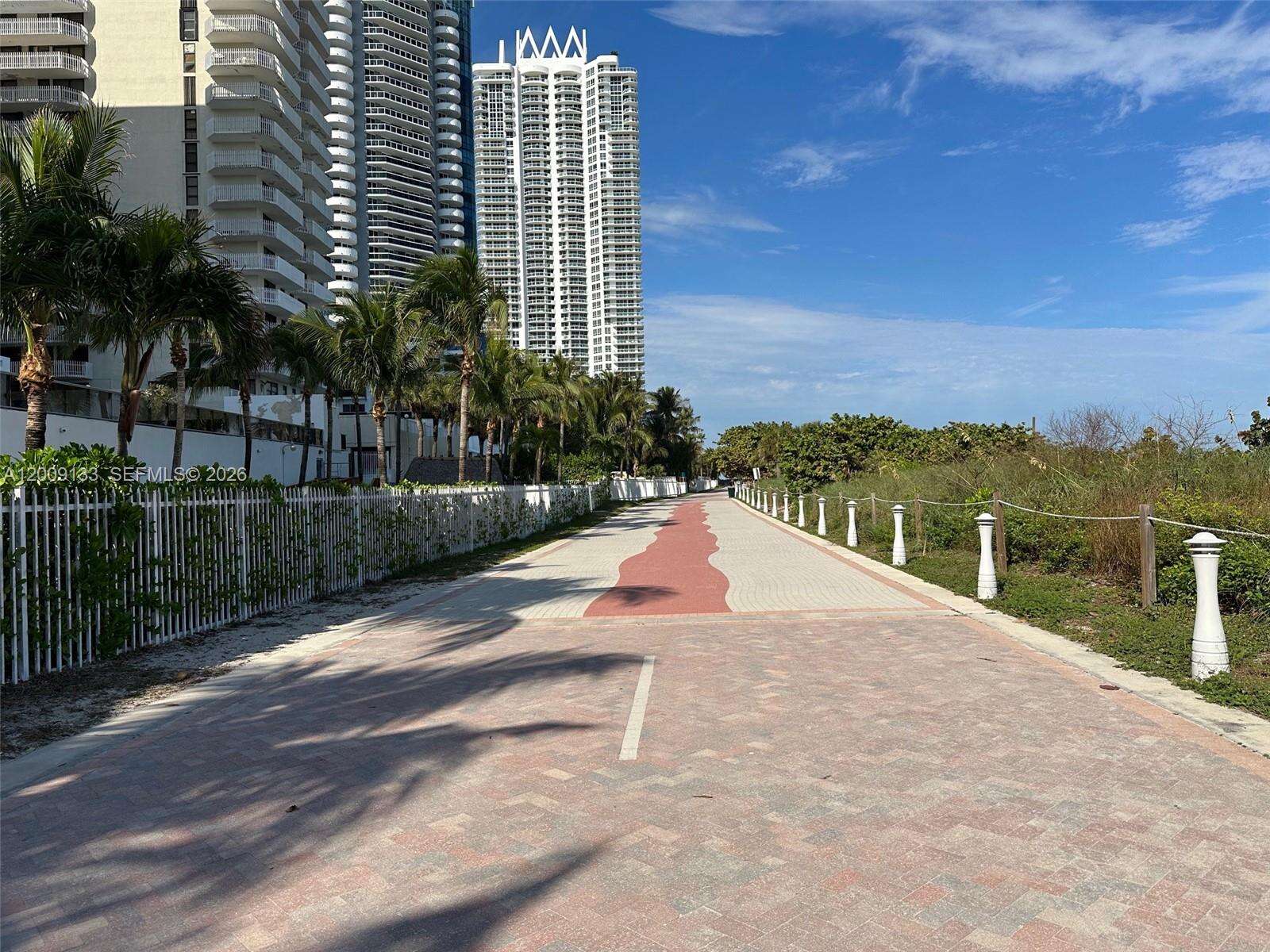 Maison Grande at 6039 Collins Ave, Miami Beach, FL 33140 - For Rent photo 23