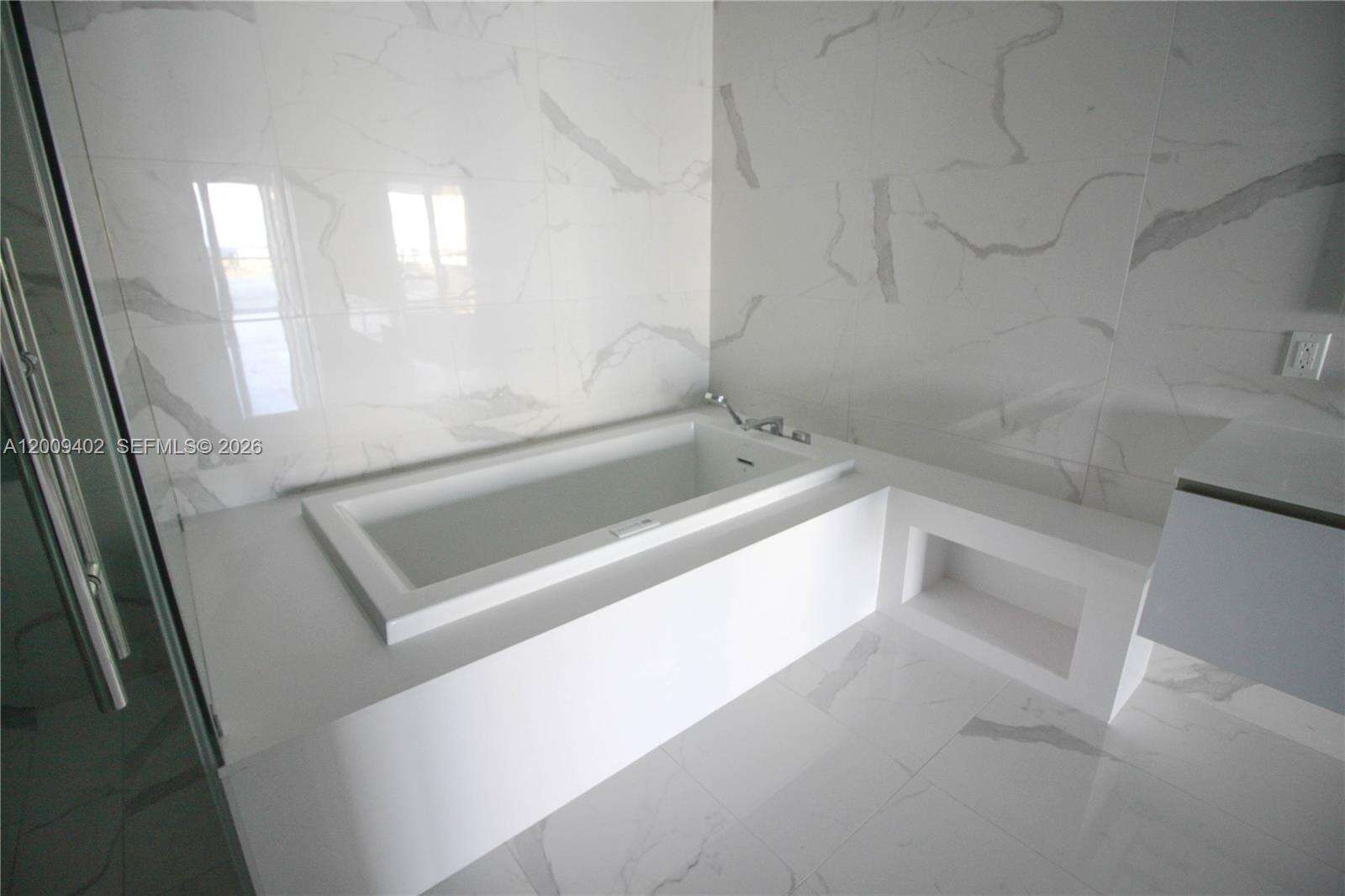 Prive at 5000 Island Estates Dr, Aventura, FL 33160 - For Rent photo 24