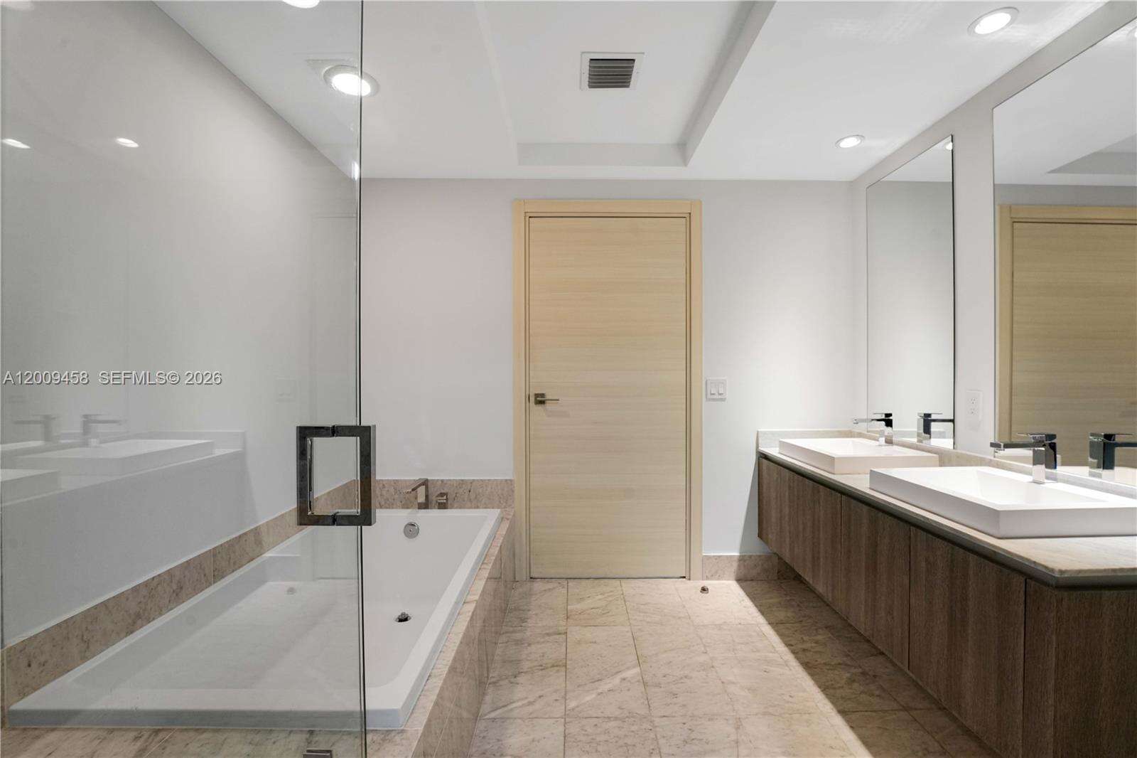 Sls Lux at 801 Miami Ave, Miami, FL 33130 - For Rent photo 20