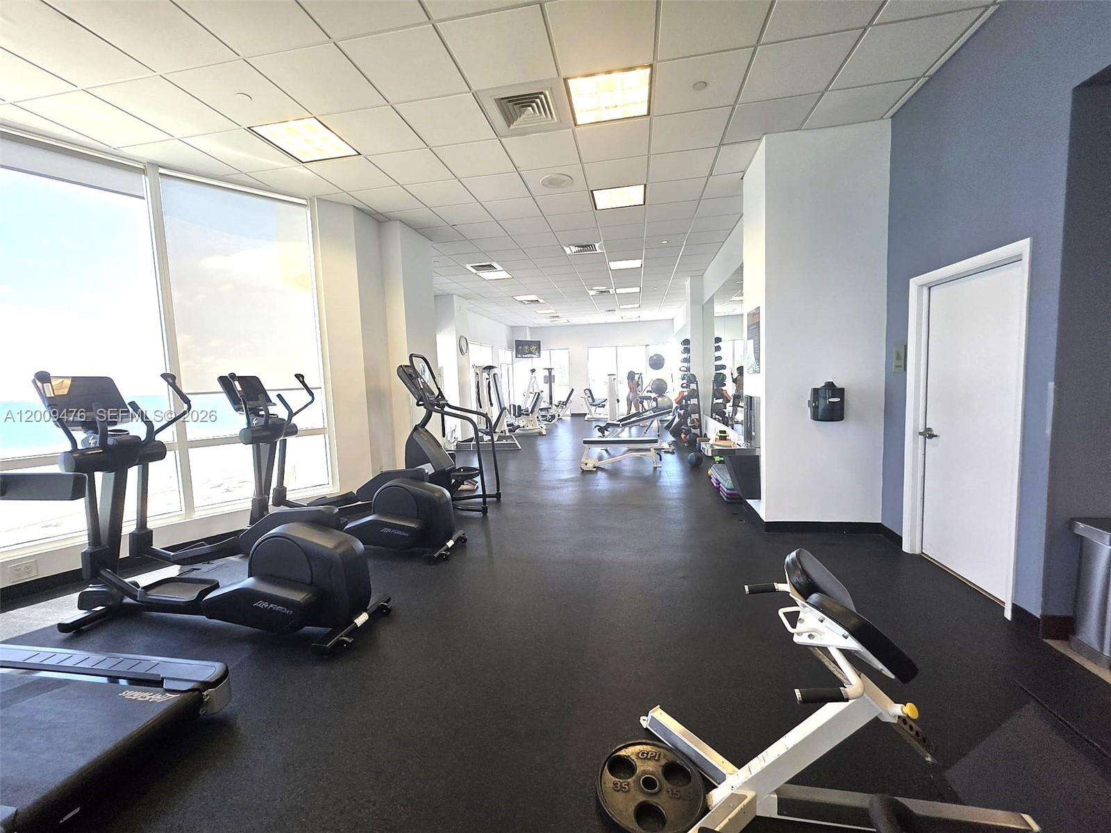 Akoya at 6365 Collins Ave, Miami Beach, FL 33141 - For Rent photo 19