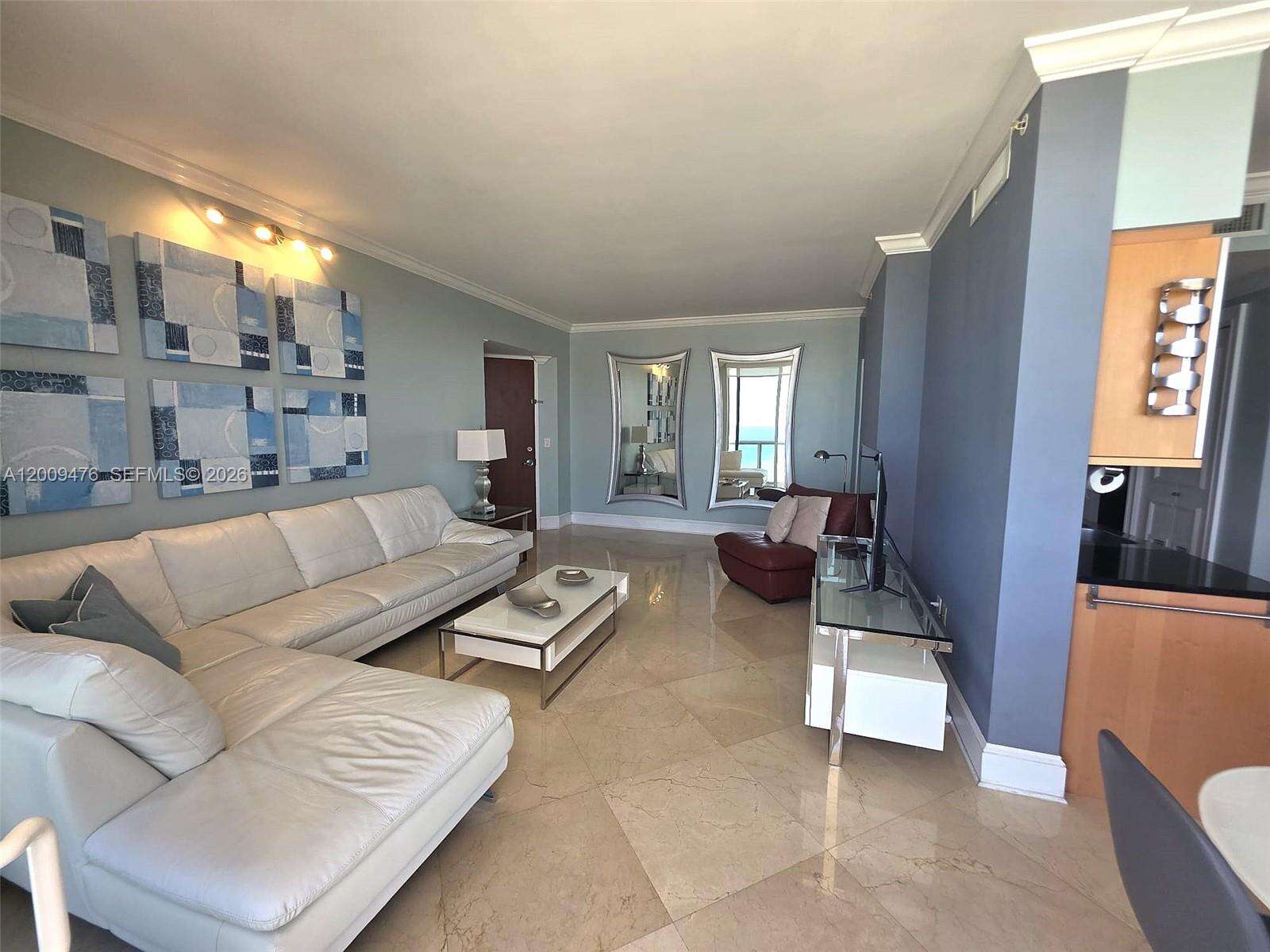 Akoya at 6365 Collins Ave, Miami Beach, FL 33141 - For Rent photo 4