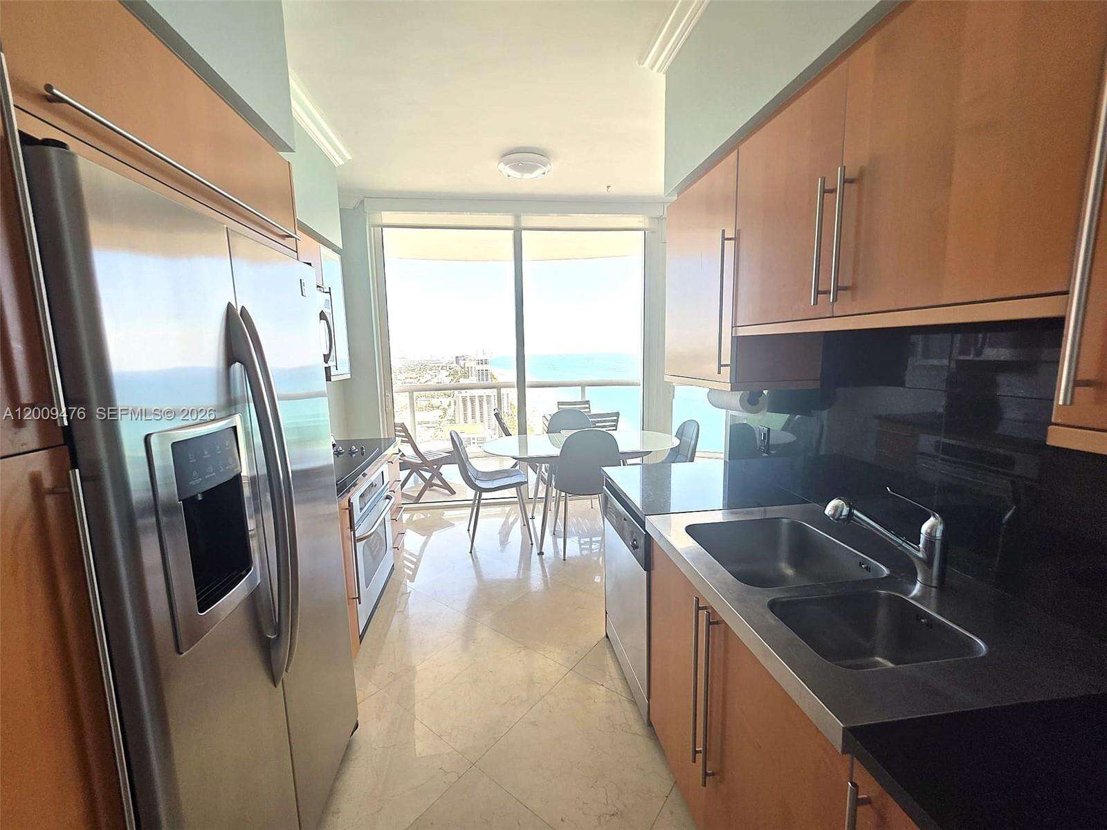 Akoya at 6365 Collins Ave, Miami Beach, FL 33141 - For Rent photo 7