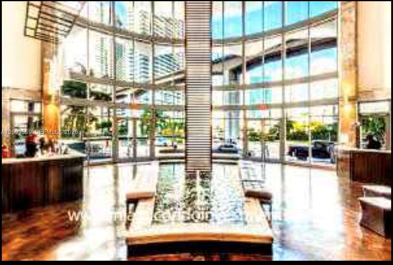 Neo Vertika at 690 1 Ct, Miami, FL 33130 - For Rent photo 4