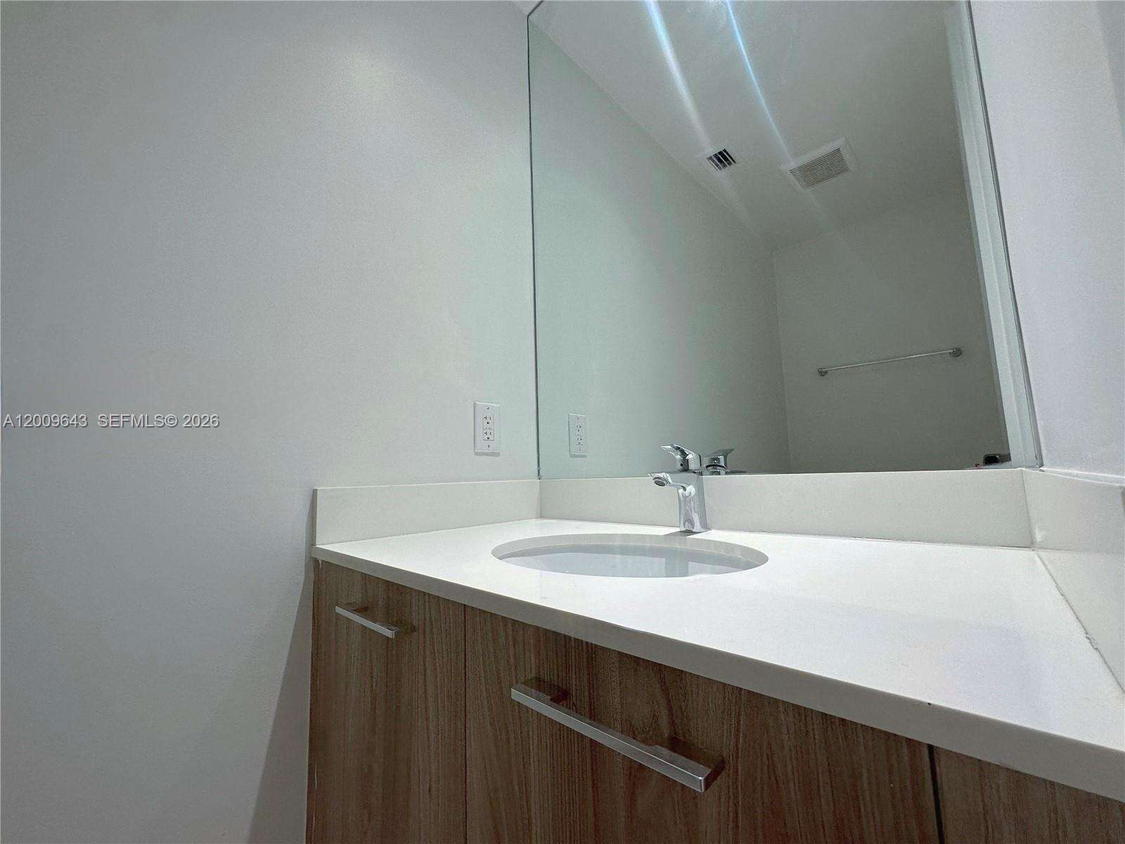 Paraiso Bayviews at 501 31 St, Miami, FL 33137 - For Rent photo 15