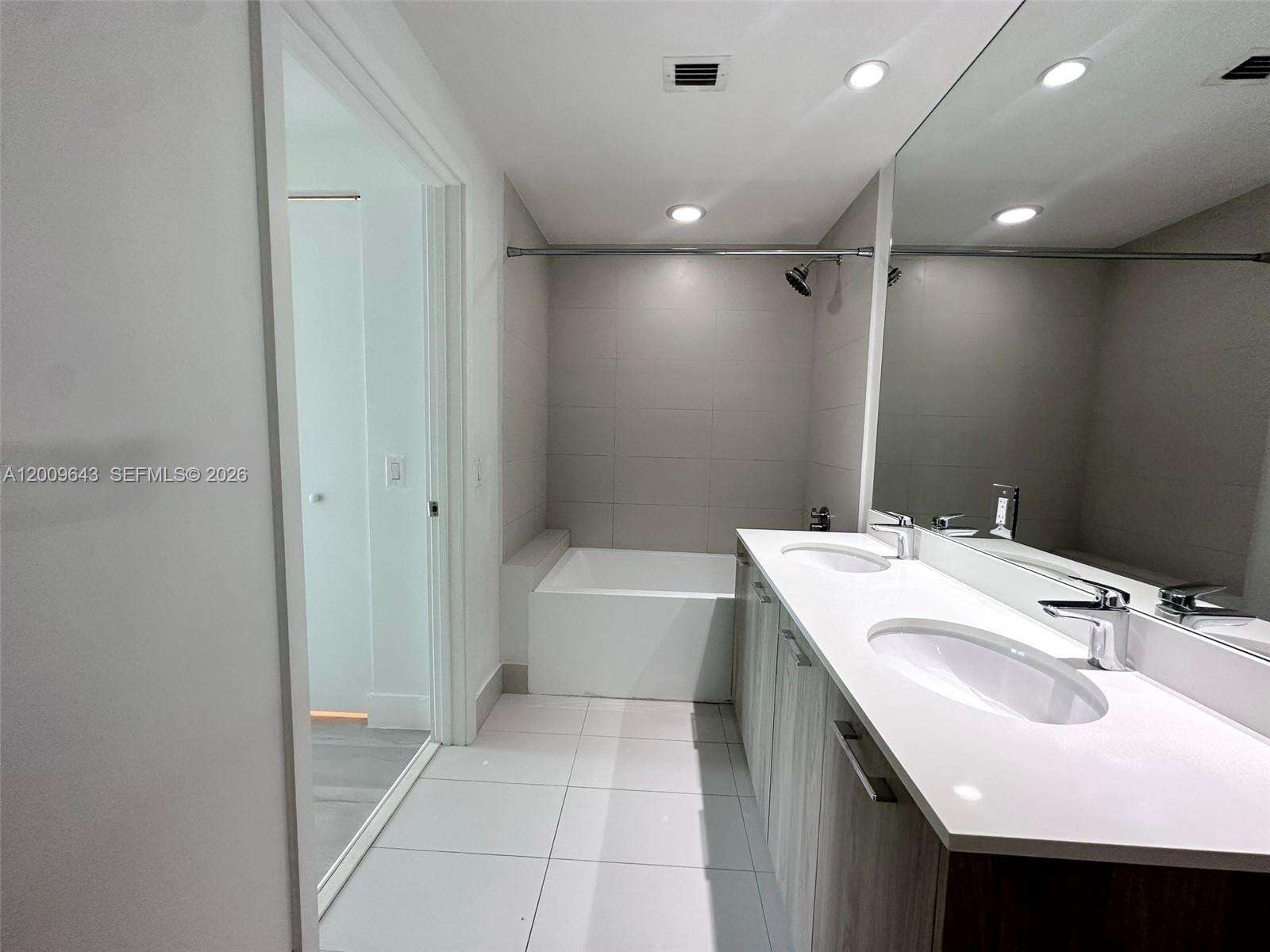 Paraiso Bayviews at 501 31 St, Miami, FL 33137 - For Rent photo 27