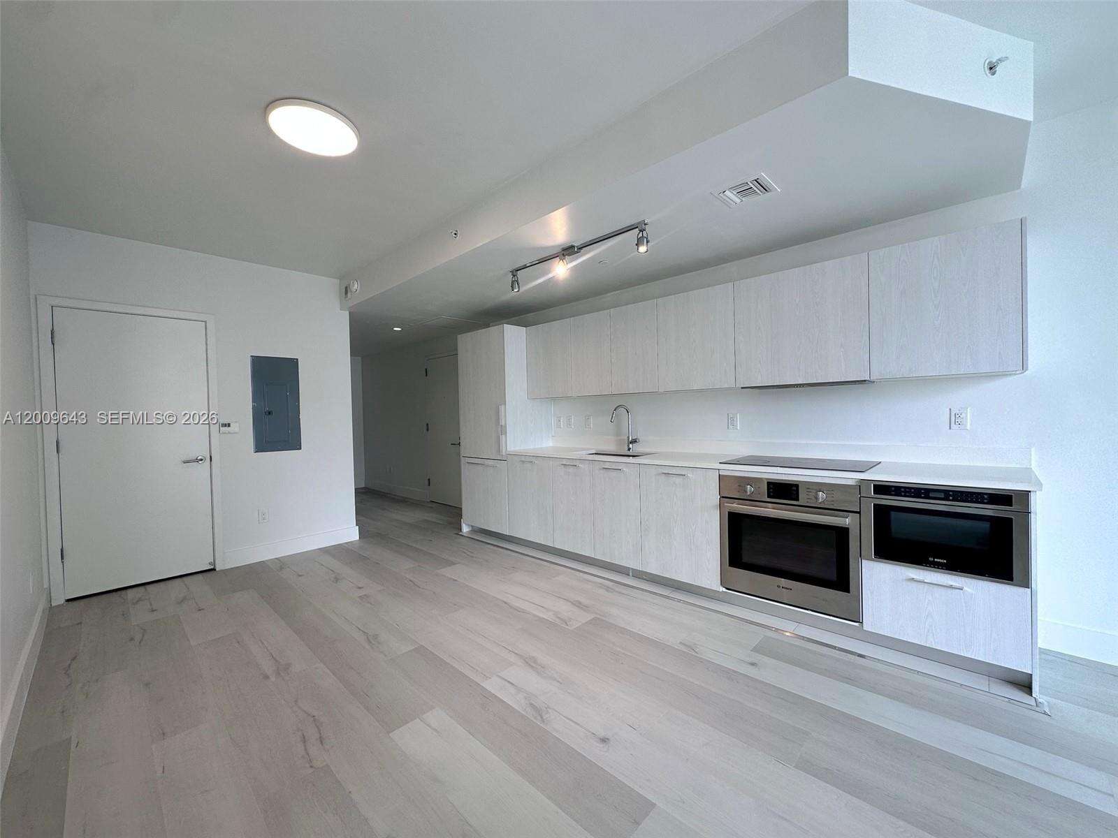 Paraiso Bayviews at 501 31 St, Miami, FL 33137 - For Rent photo 6