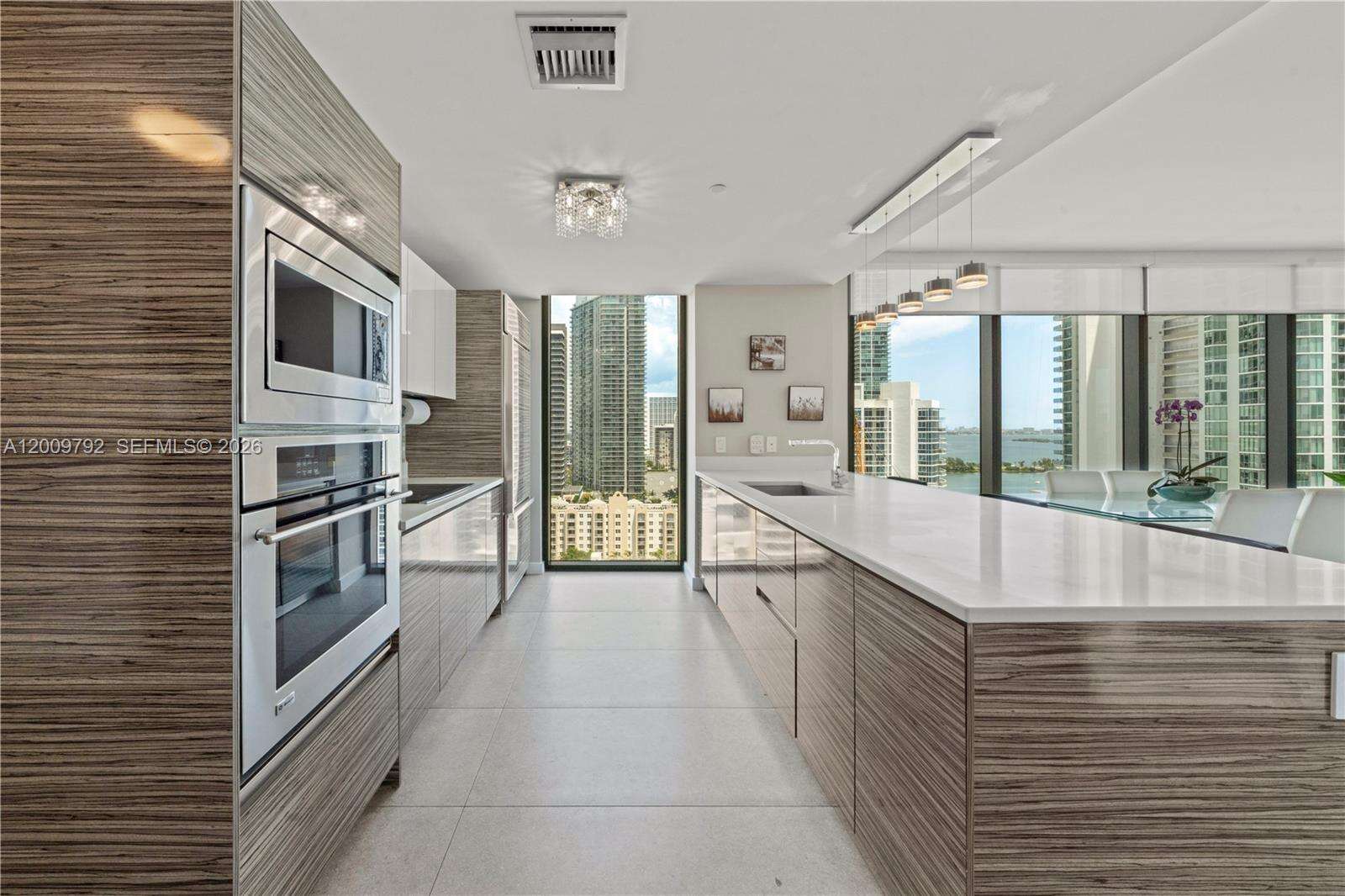 Icon Bay at 460 28 St, Miami, FL 33137 - For Rent photo 14
