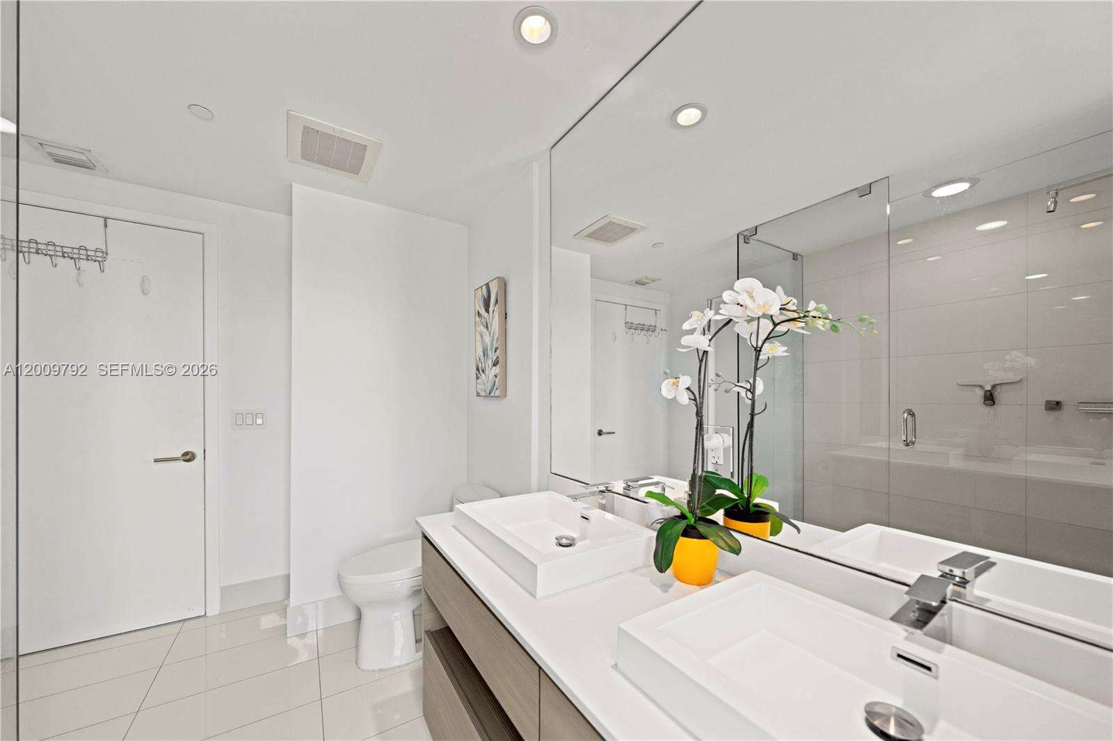 Icon Bay at 460 28 St, Miami, FL 33137 - For Rent photo 26