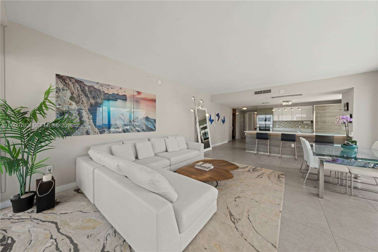 Icon Bay at 460 28 St, Miami, FL 33137 - For Rent photo 8