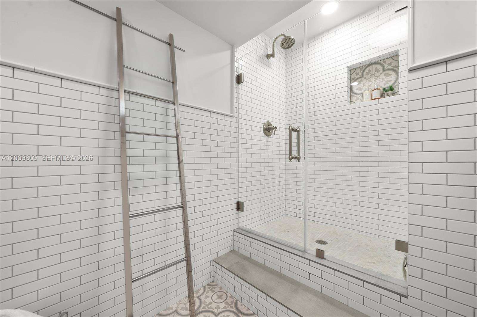 Roney Palace at 2301 Collins Ave, Miami Beach, FL 33139 - For Rent photo 14