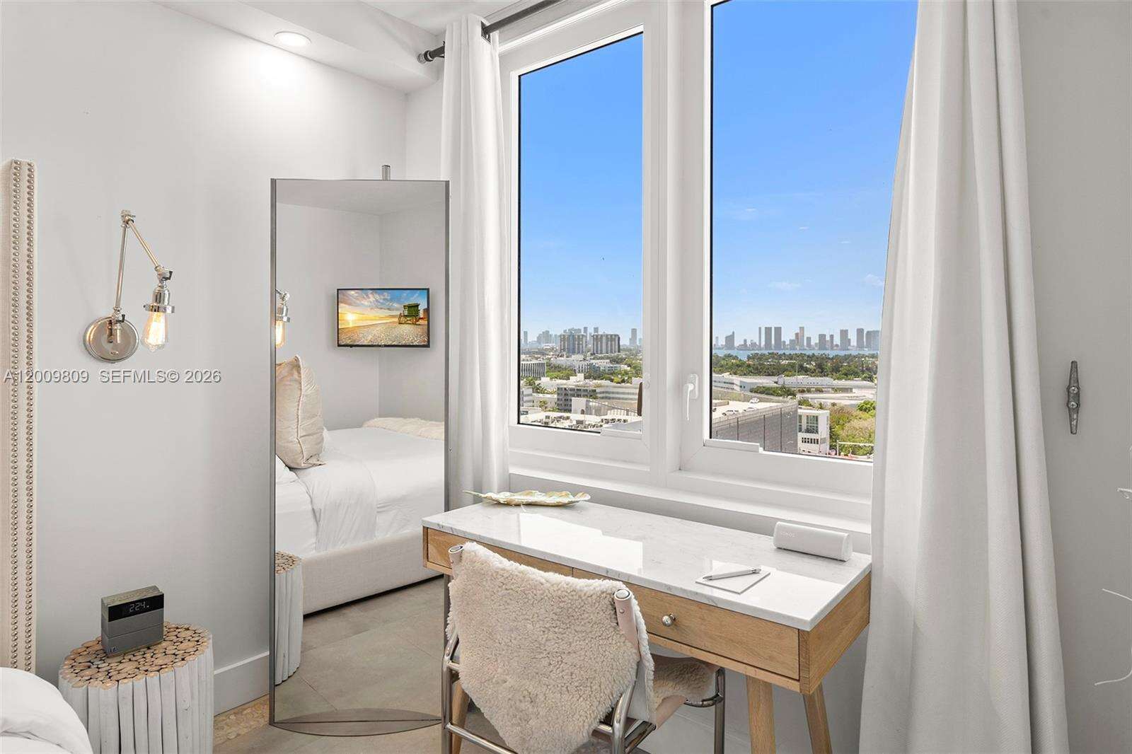 Roney Palace at 2301 Collins Ave, Miami Beach, FL 33139 - For Rent photo 22