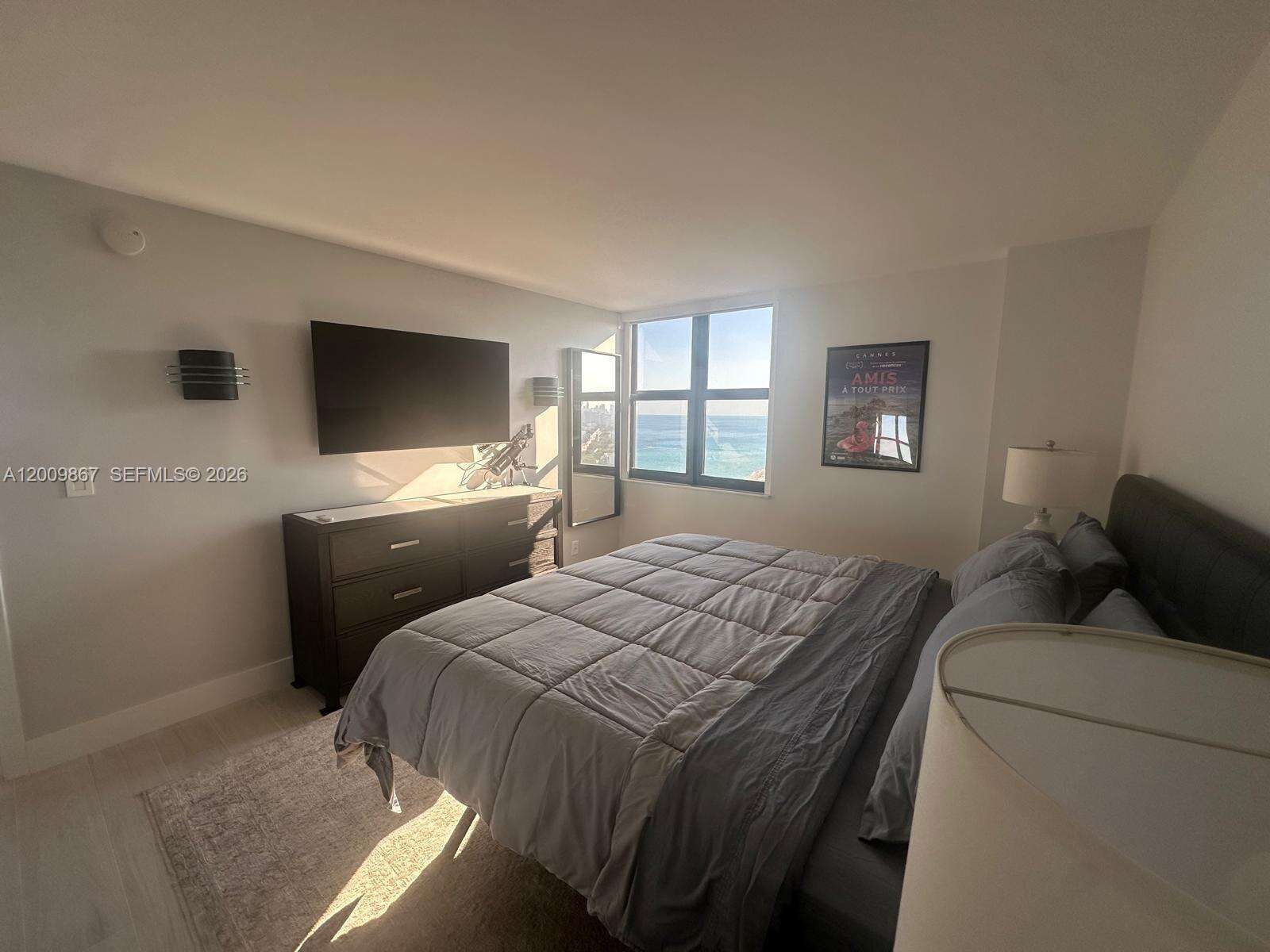 Club Atlantis at 2555 Collins Ave, Miami Beach, FL 33140 - For Rent photo 7