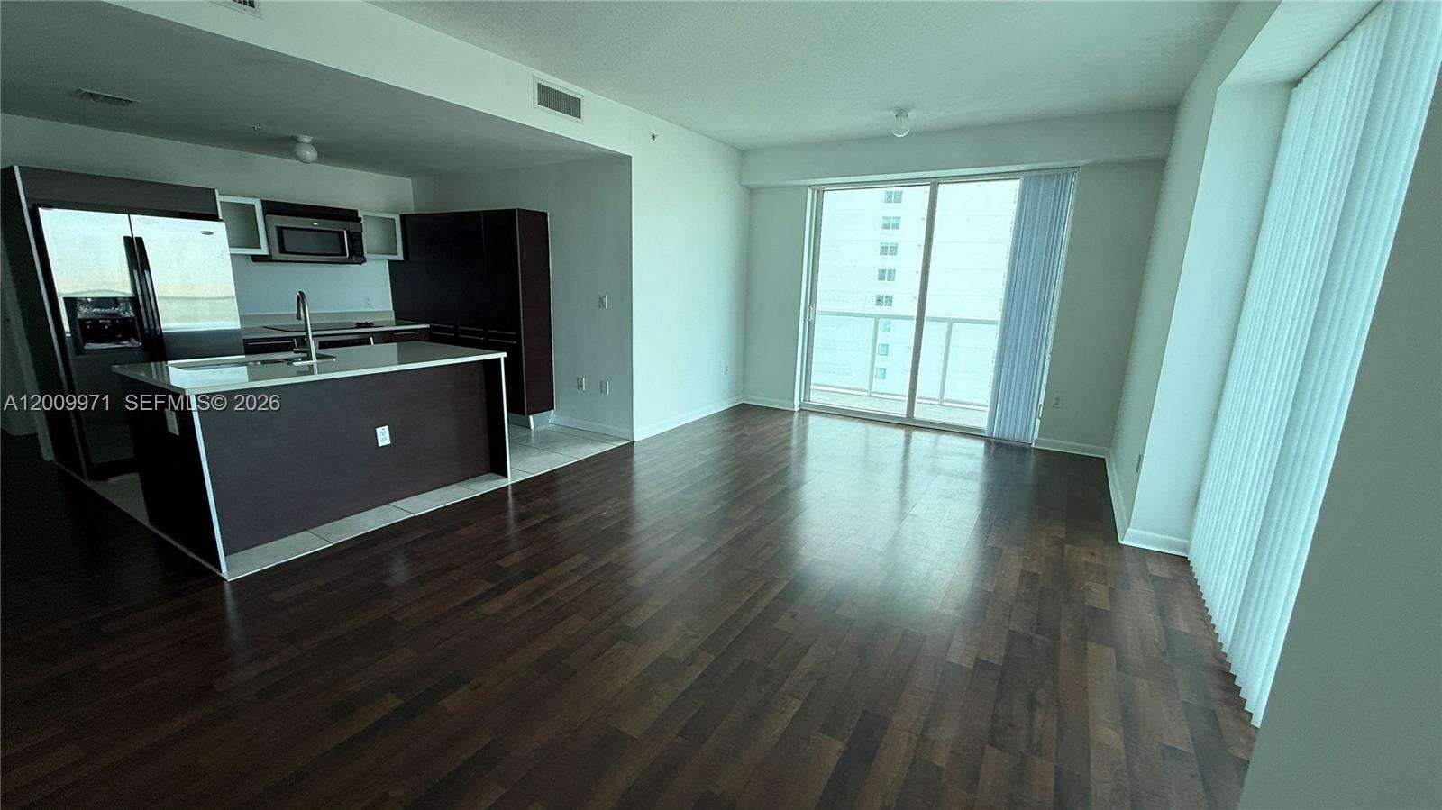 Quantum On The Bay at 1900 Bayshore Dr, Miami, FL 33132 - For Rent photo 2