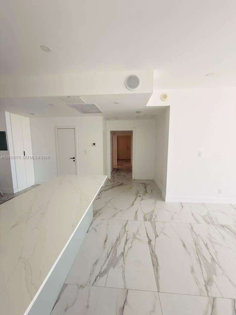 Ocean Reserve at 19370 Collins Ave, Sunny Isles Beach, FL 33160 - For Rent photo 16