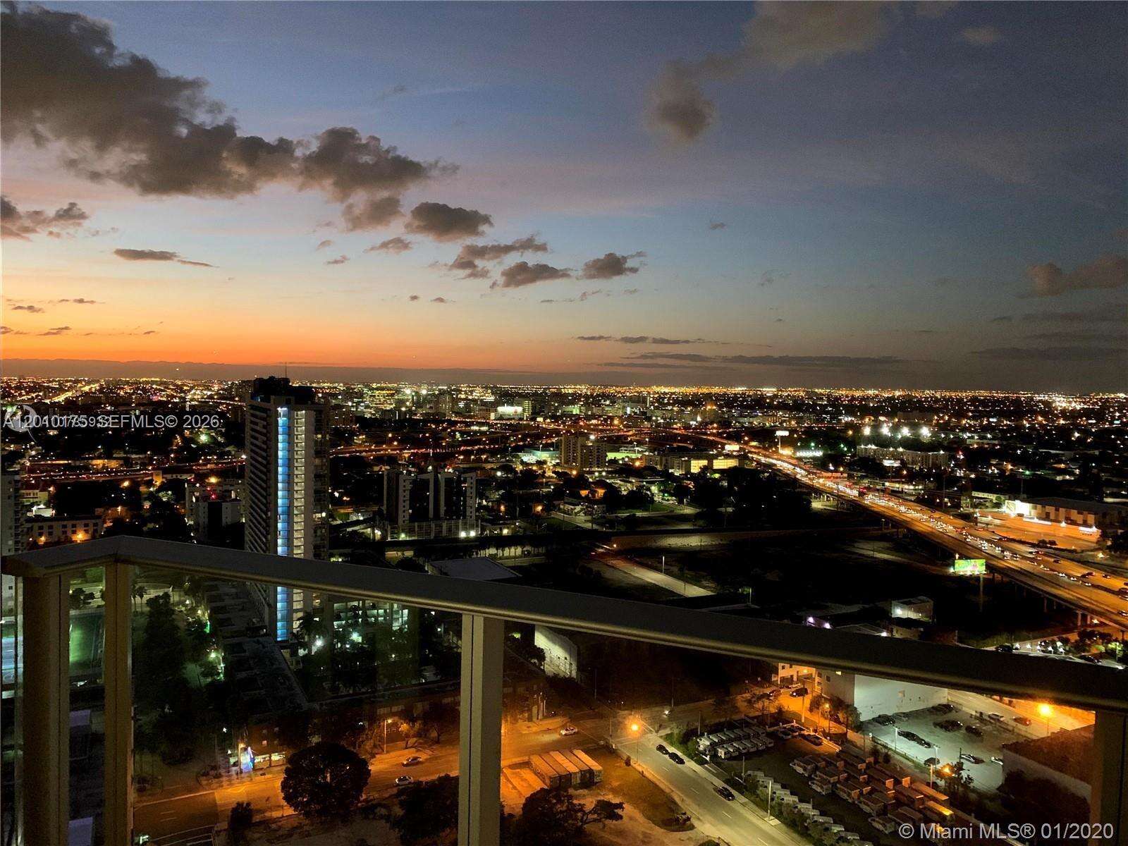 Paramount Miami Worldcenter at 851 1 Ave, Miami, FL 33132 - For Rent photo 1