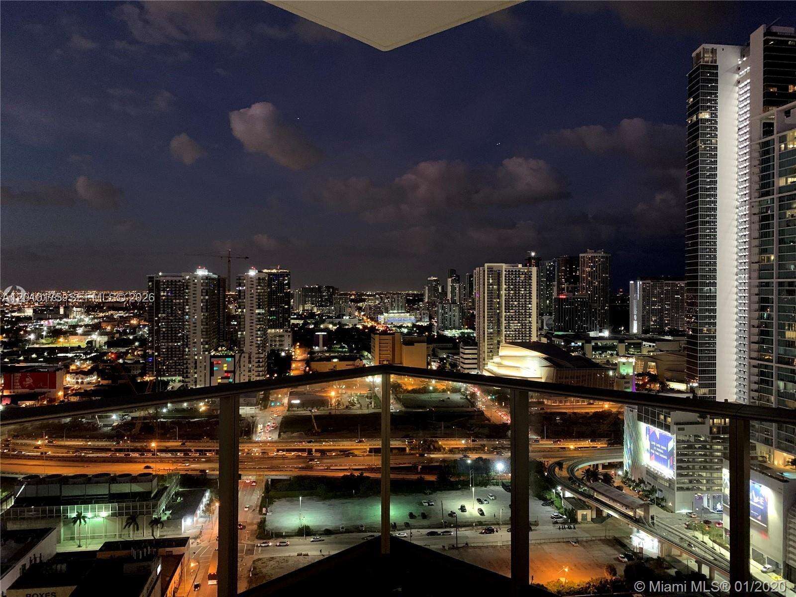 Paramount Miami Worldcenter at 851 1 Ave, Miami, FL 33132 - For Rent photo 2