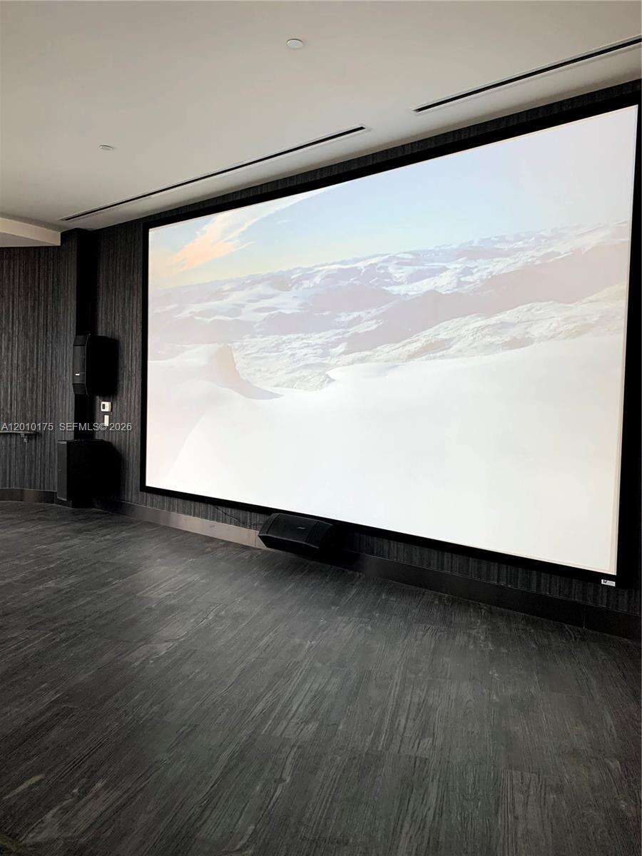 Paramount Miami Worldcenter at 851 1 Ave, Miami, FL 33132 - For Rent photo 34